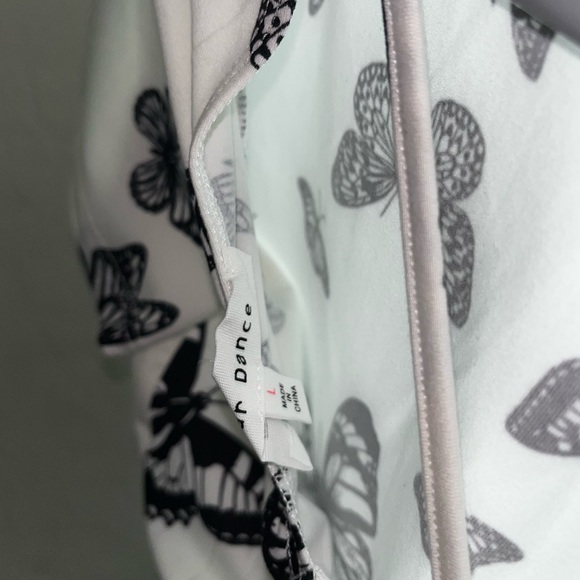 Open Back Cropped Top - Picture 3 of 3